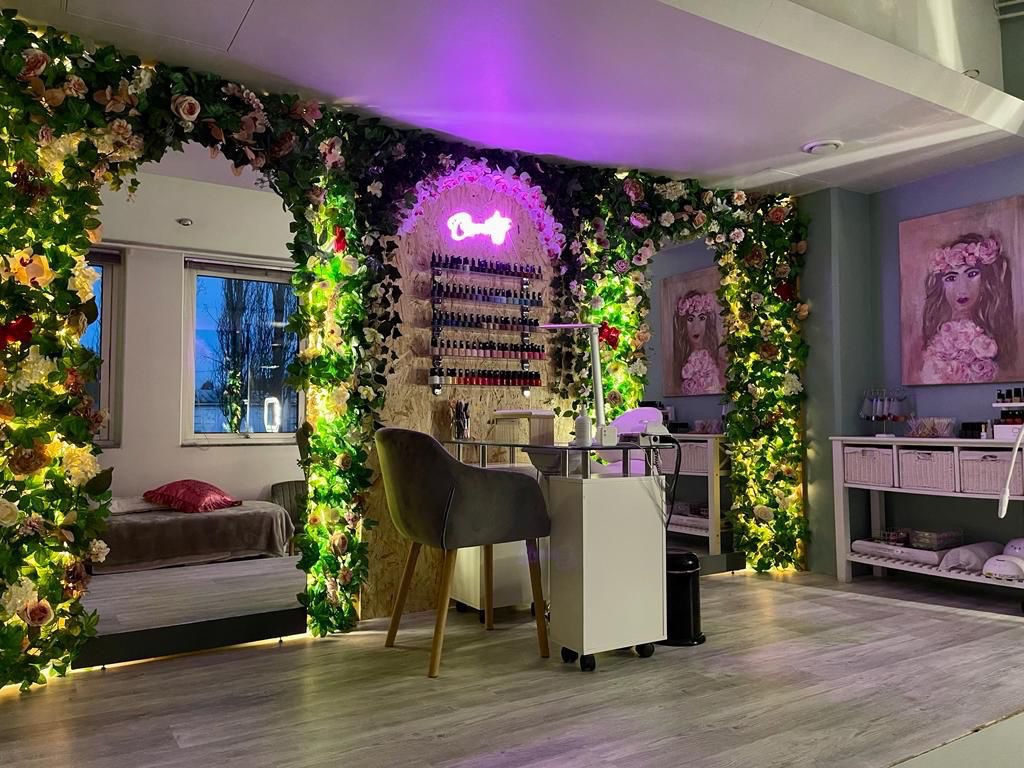 Section Image Mobile